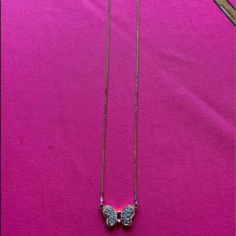COPY - Diamond/Gold butterfly necklace with cente…
